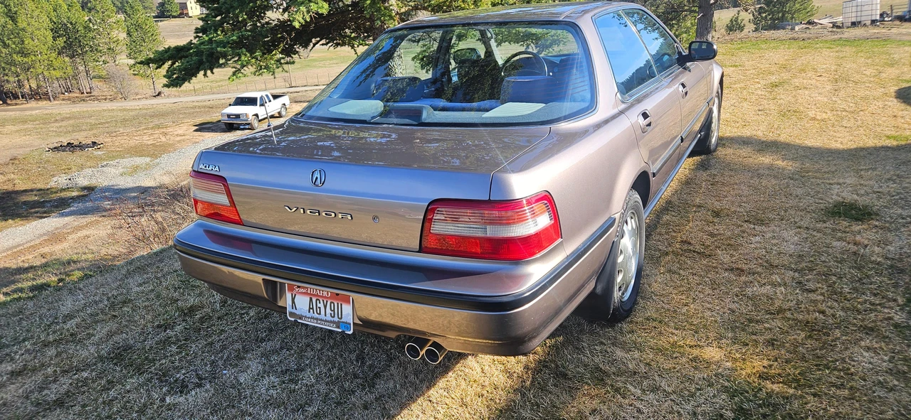 1992 Acura Vigor 3rd Gen - Image 18 of 31