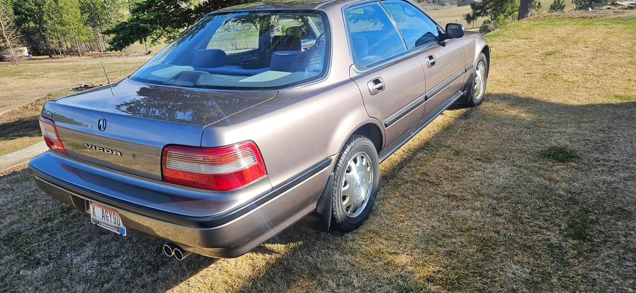 1992 Acura Vigor 3rd Gen - Image 19 of 31