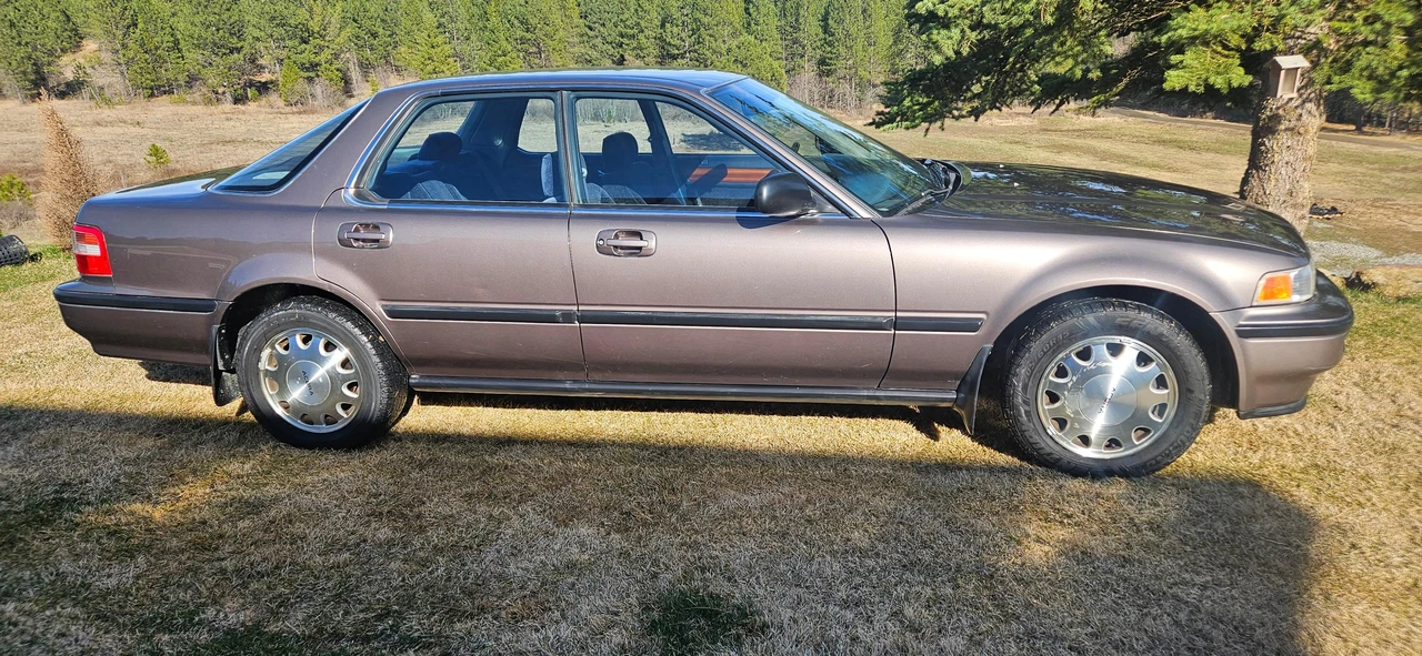 1992 Acura Vigor 3rd Gen - Image 21 of 31