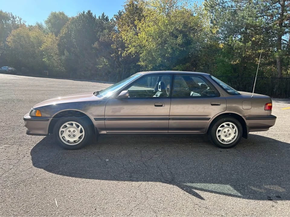 1992 Acura Integra 1st Gen - Image 2 of 17