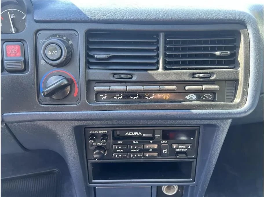 1992 Acura Integra 2nd Gen - Image 18 of 19