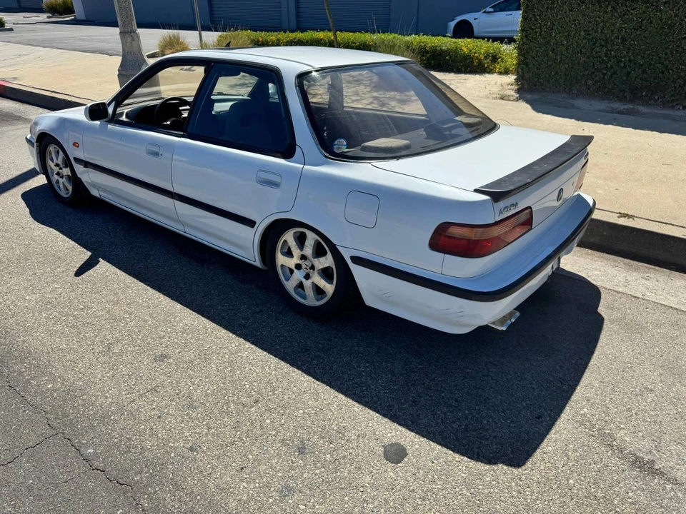 1992 Acura Integra 2nd Gen - Image 10 of 16