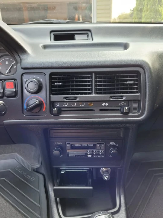 1992 Acura Integra 2nd Gen - Image 3 of 8