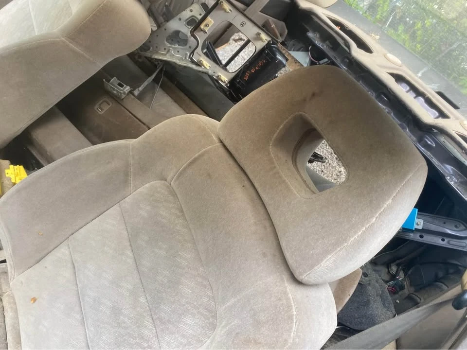 1992 Acura Legend 2nd Gen - Image 5 of 6