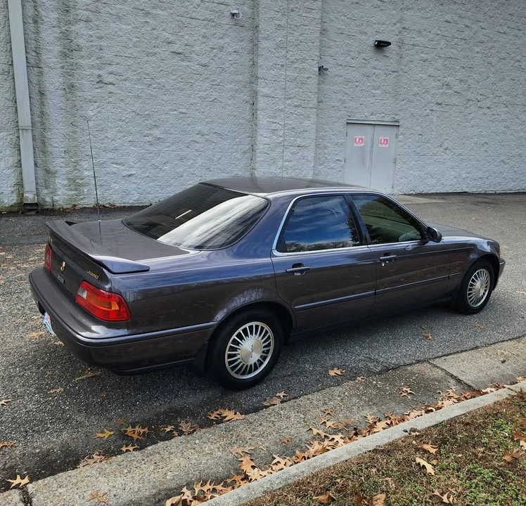 1992 Acura Legend 2nd Gen - Image 5 of 20