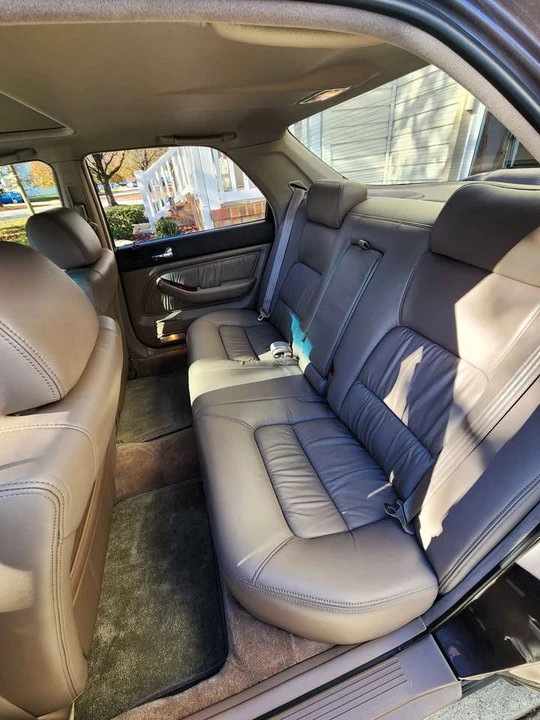 1992 Acura Legend 2nd Gen - Image 12 of 20