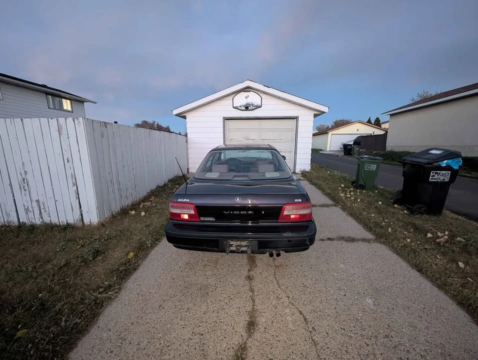 1992 Acura Vigor 3rd Gen - Image 4 of 10