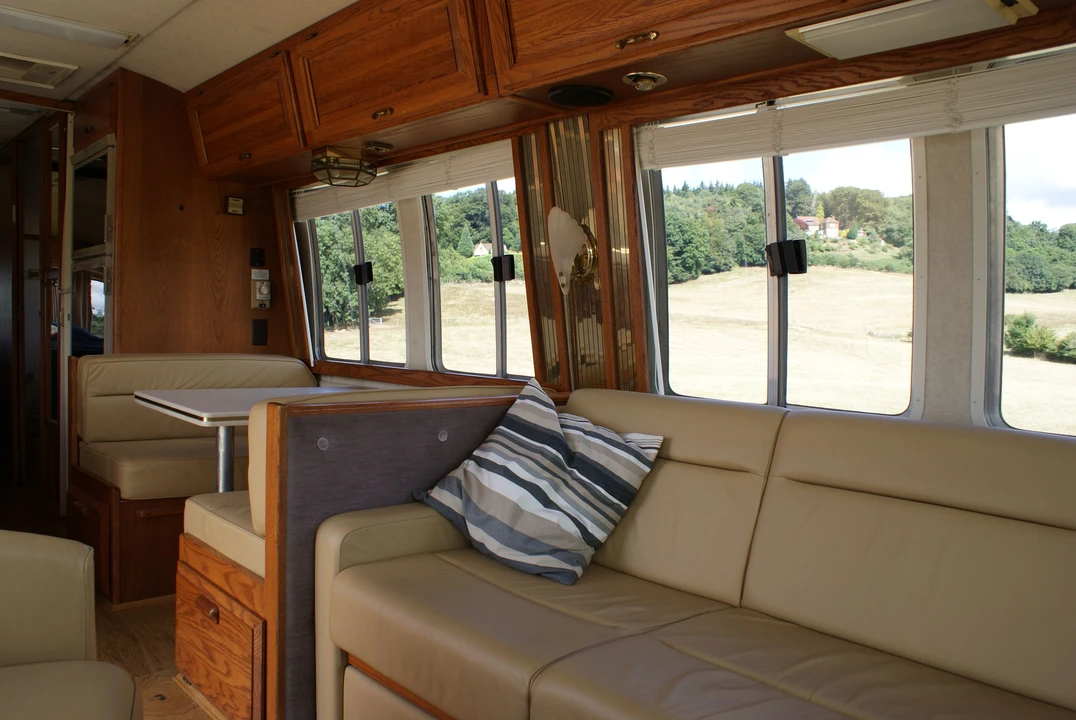 1992 Airstream - Image 16 of 18