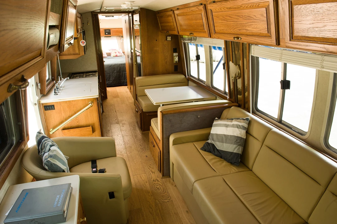 1992 Airstream - Image 12 of 18
