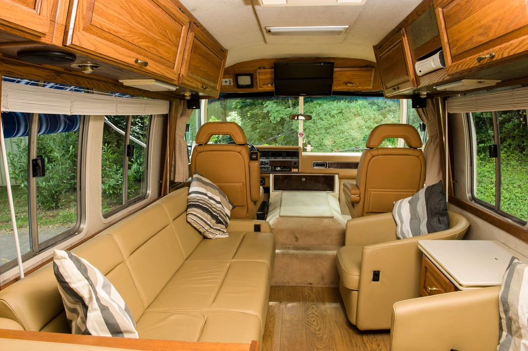 1992 Airstream - Image 16 of 18