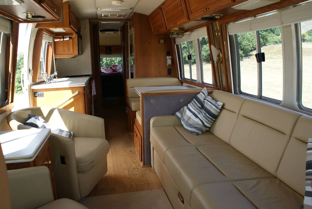 1992 Airstream - Image 13 of 18