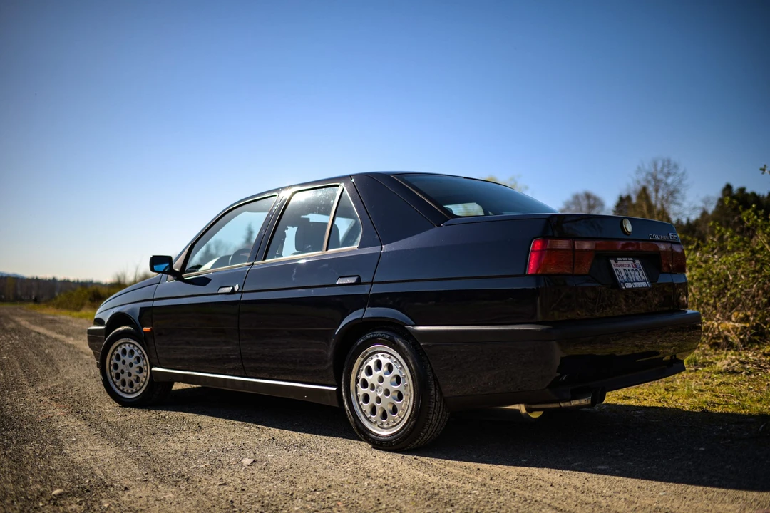 1992 Alfa Romeo 155 - Image 10 of 31