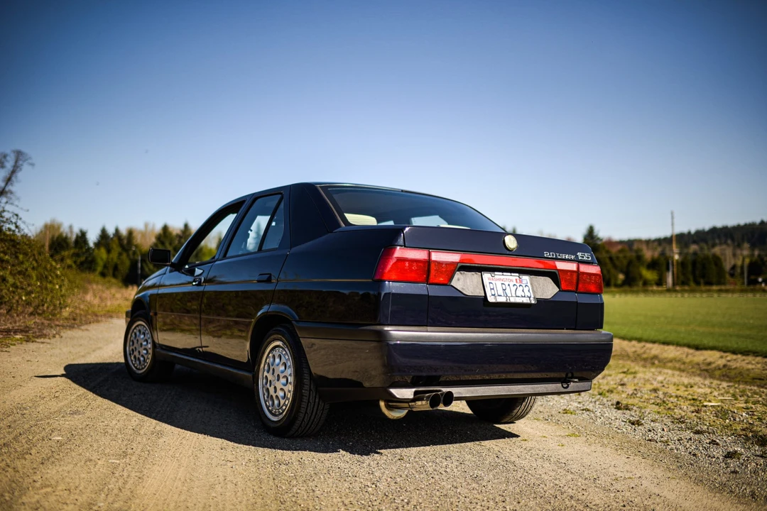 1992 Alfa Romeo 155 - Image 12 of 31