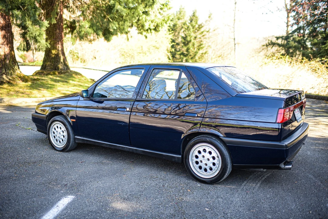 1992 Alfa Romeo 155 - Image 9 of 31