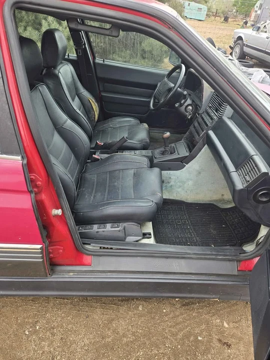1992 Alfa Romeo 164 - Image 12 of 15