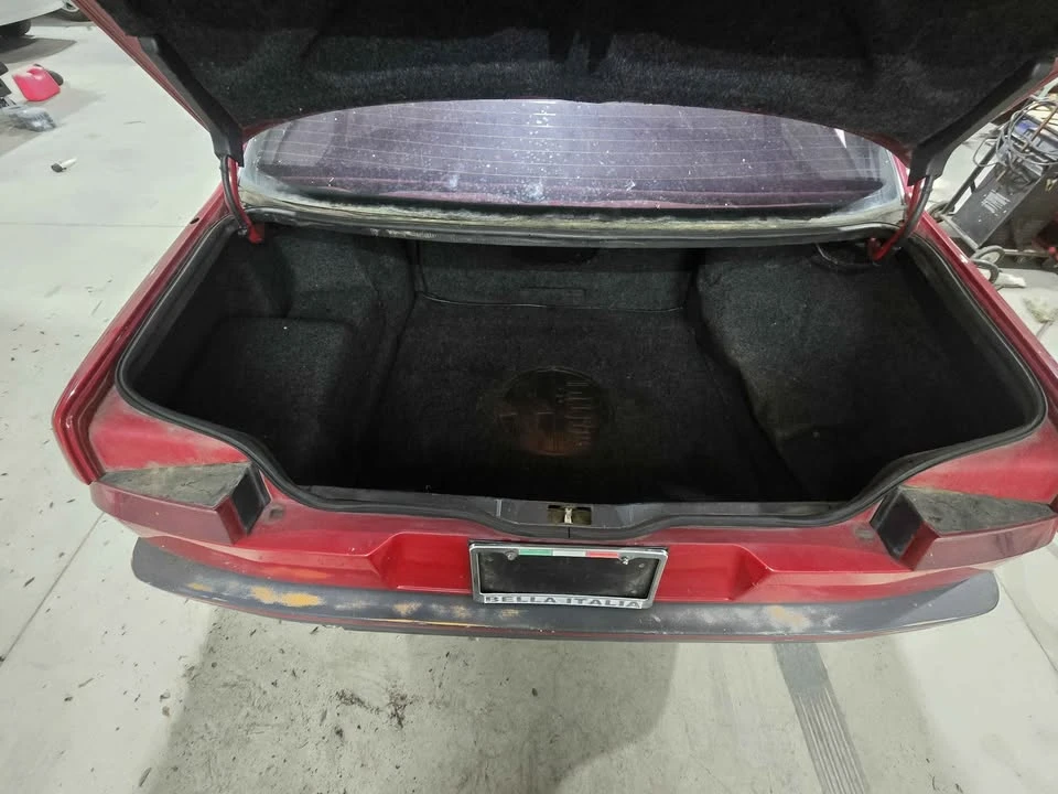 1992 Alfa Romeo 164 - Image 14 of 15