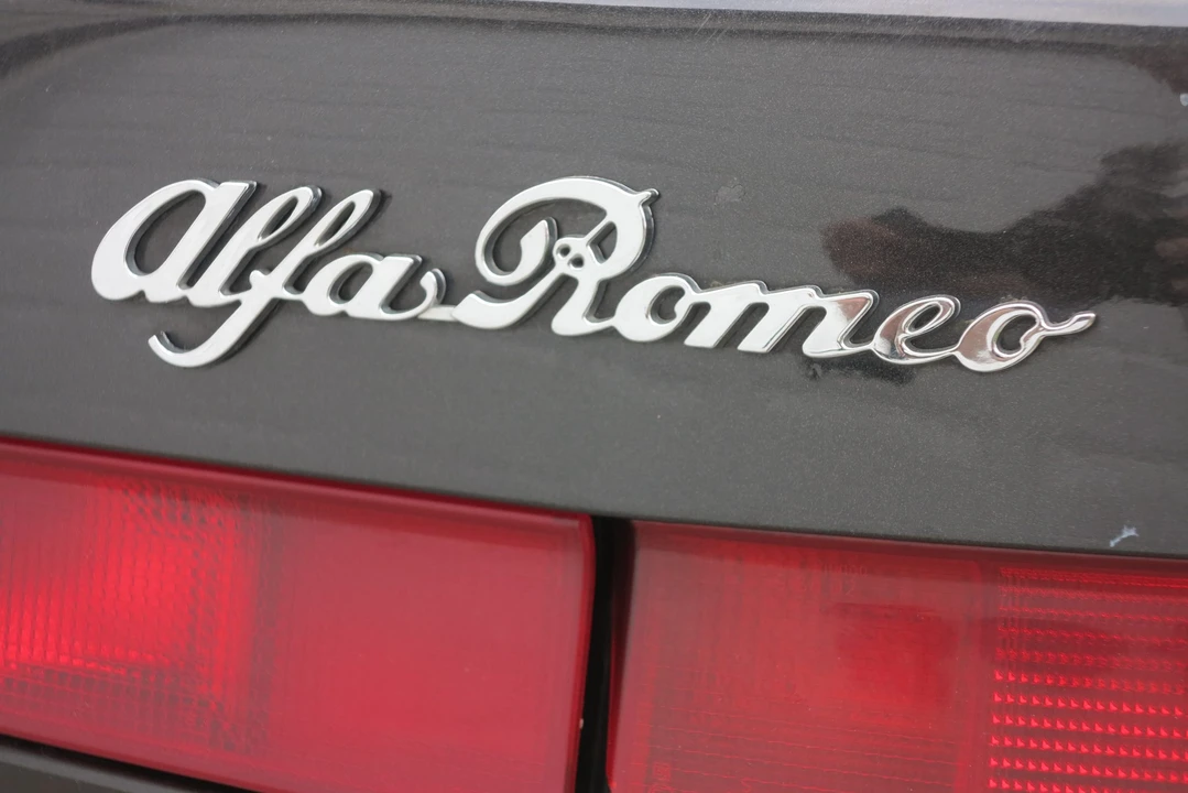 1992 Alfa Romeo 164 - Image 31 of 31
