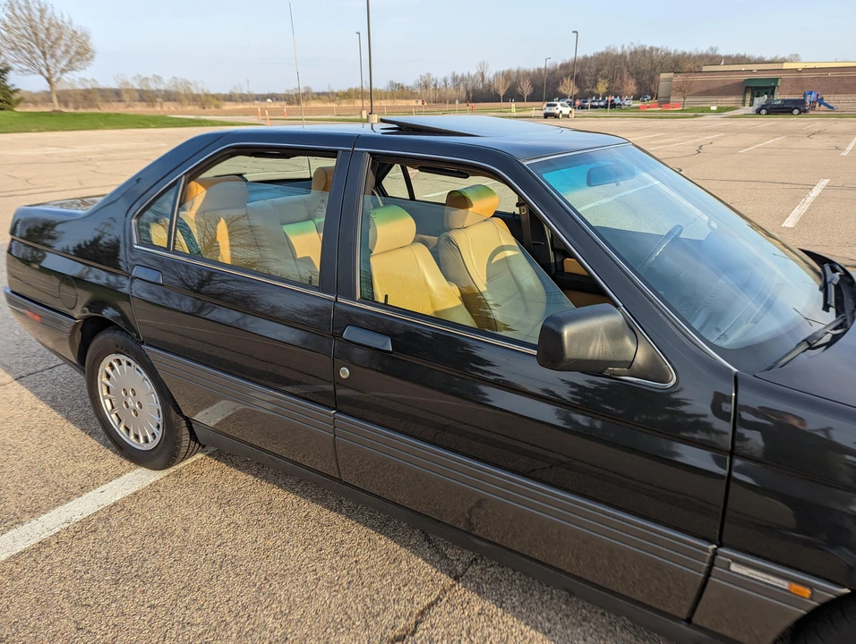 1992 Alfa Romeo 164 - Image 17 of 18