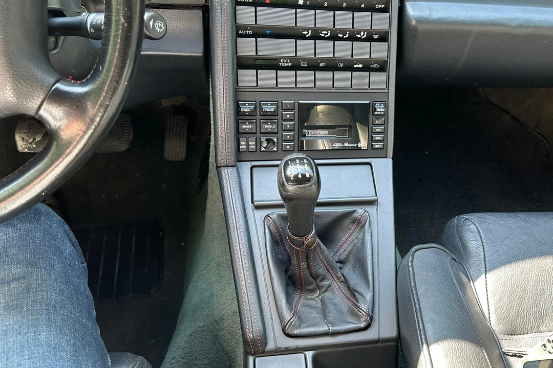 1992 Alfa Romeo 164 Quadrifoglio Verde - Image 20 of 31