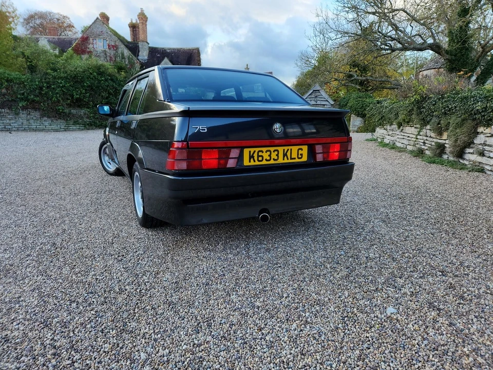 1992 Alfa Romeo 75/Milano - Image 13 of 30