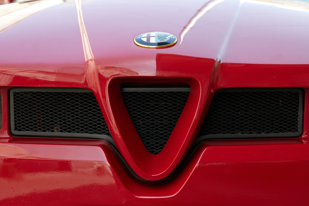 1992 Alfa Romeo RZ - Image 25 of 30