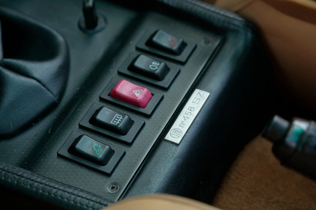 1992 Alfa Romeo SZ - Image 23 of 31