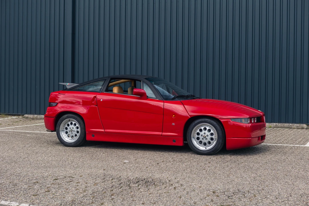 1992 Alfa Romeo SZ - Image 9 of 31