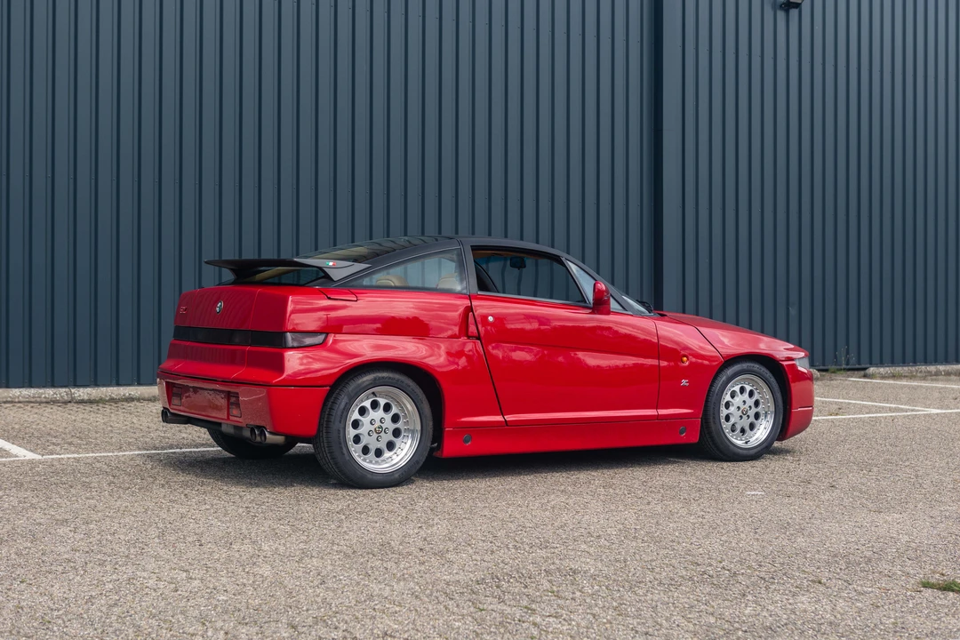 1992 Alfa Romeo SZ - Image 13 of 31