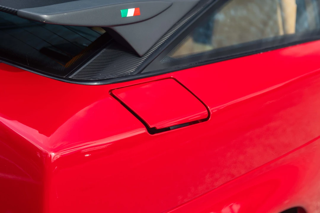 1992 Alfa Romeo SZ - Image 25 of 31