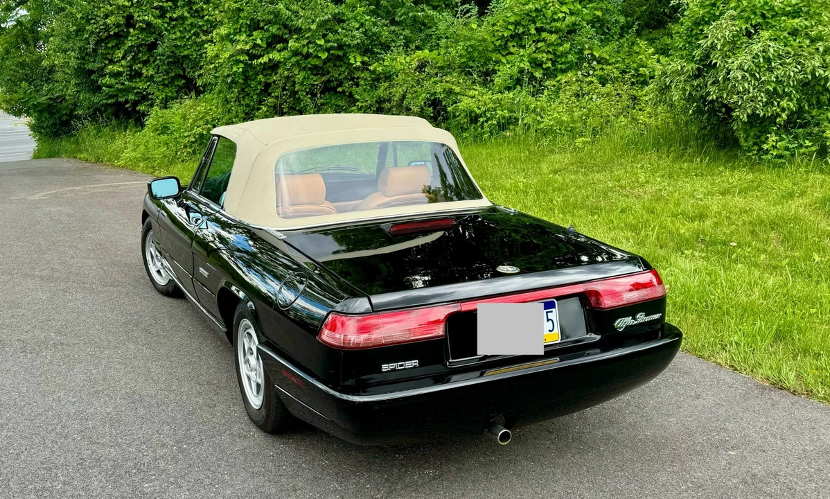 1992 Alfa Romeo Series 4 - Image 7 of 31