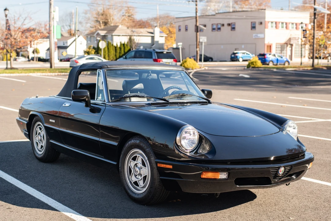 1992 Alfa Romeo Series 4 - Image 10 of 31