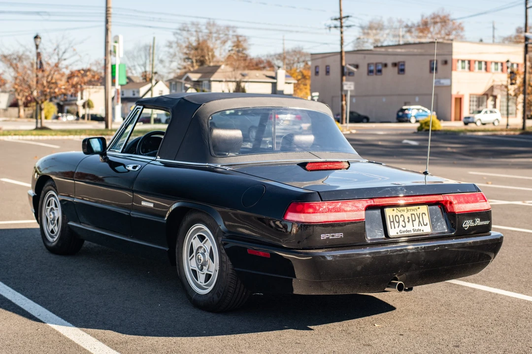 1992 Alfa Romeo Series 4 - Image 5 of 31