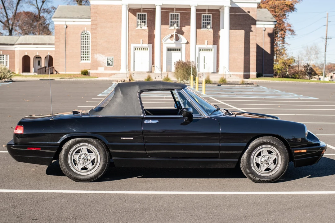 1992 Alfa Romeo Series 4 - Image 9 of 31