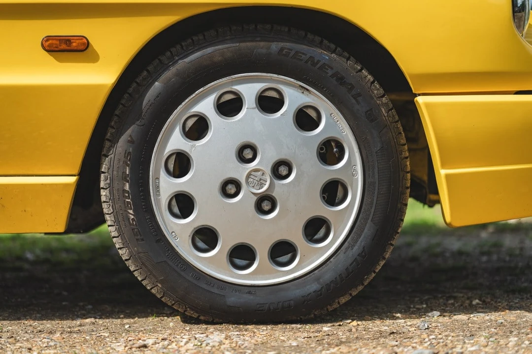 1992 Alfa Romeo Series 4 - Image 18 of 30