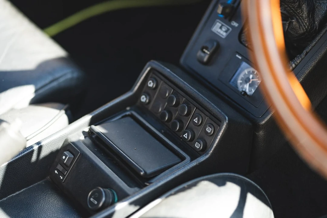 1992 Alfa Romeo Series 4 - Image 20 of 30