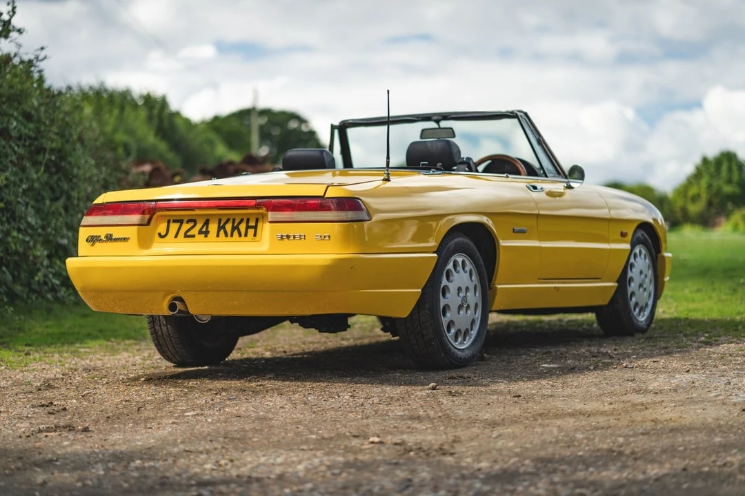 1992 Alfa Romeo Series 4 - Image 2 of 30