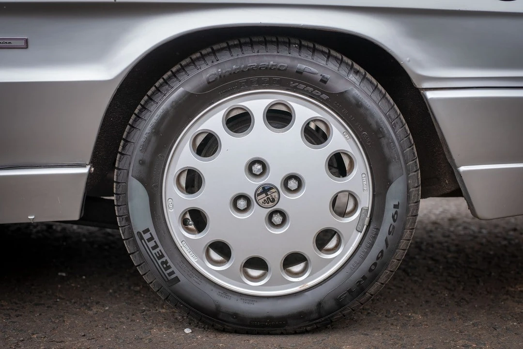 1992 Alfa Romeo Series 4 - Image 27 of 30