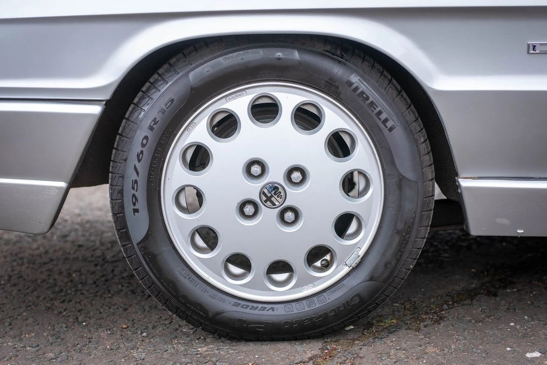 1992 Alfa Romeo Series 4 - Image 28 of 30