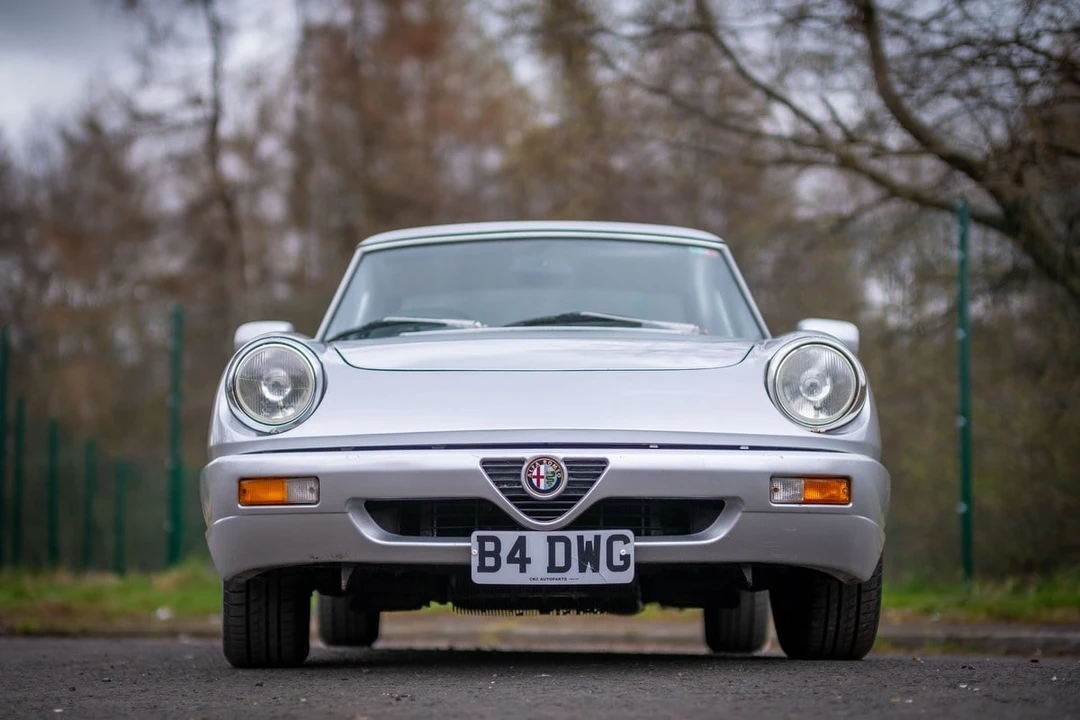 1992 Alfa Romeo Series 4 - Image 8 of 30