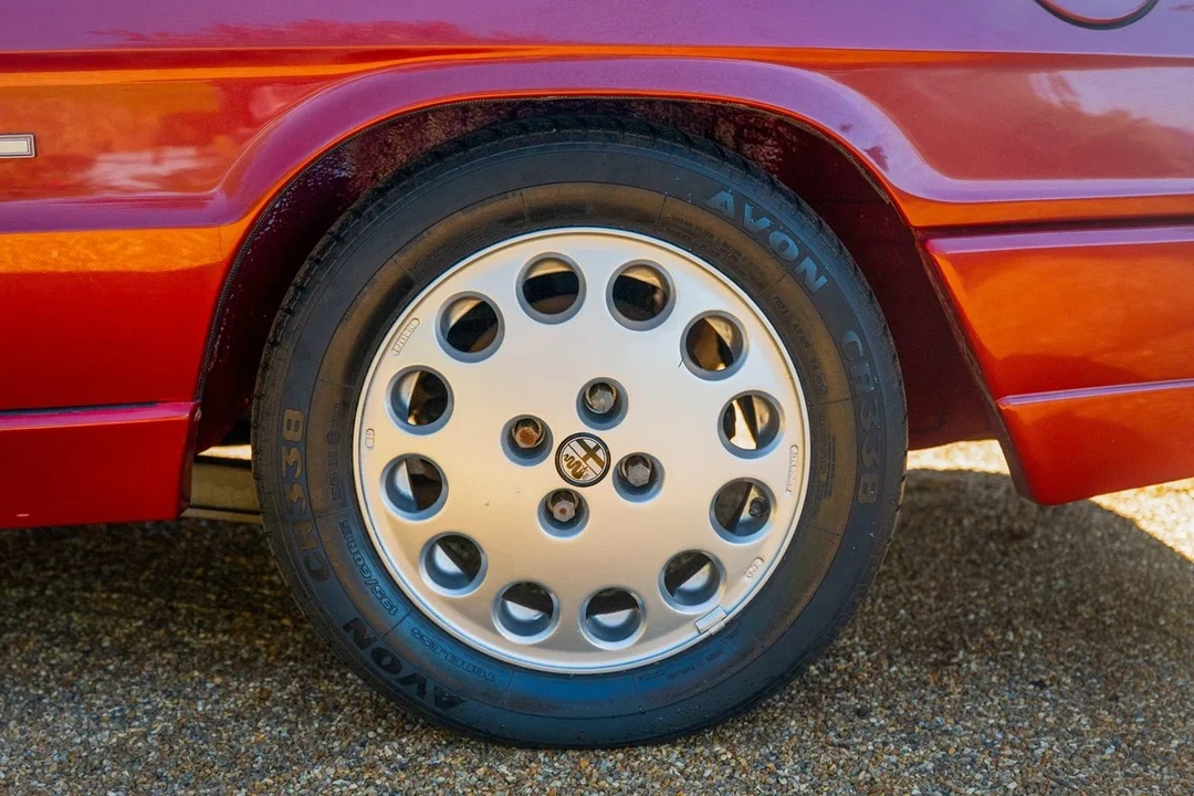1992 Alfa Romeo Series 4 - Image 26 of 30