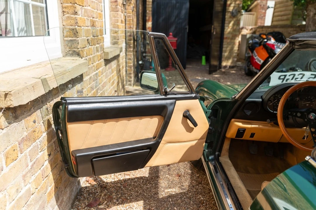 1992 Alfa Romeo Series 4 - Image 22 of 30