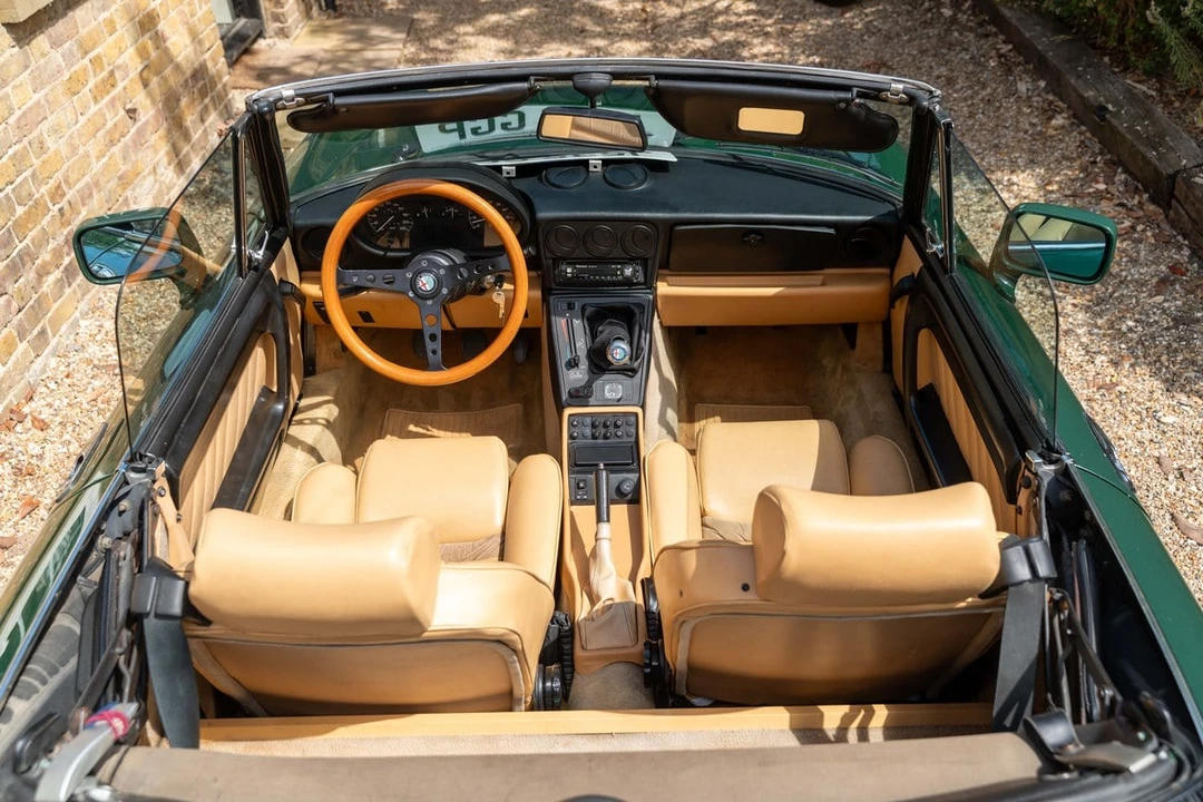 1992 Alfa Romeo Series 4 - Image 26 of 30