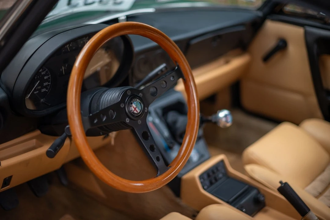 1992 Alfa Romeo Series 4 - Image 29 of 30