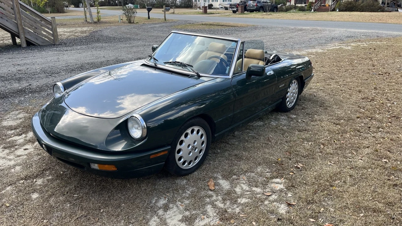 1992 Alfa Romeo Series 4 - Image 2 of 21