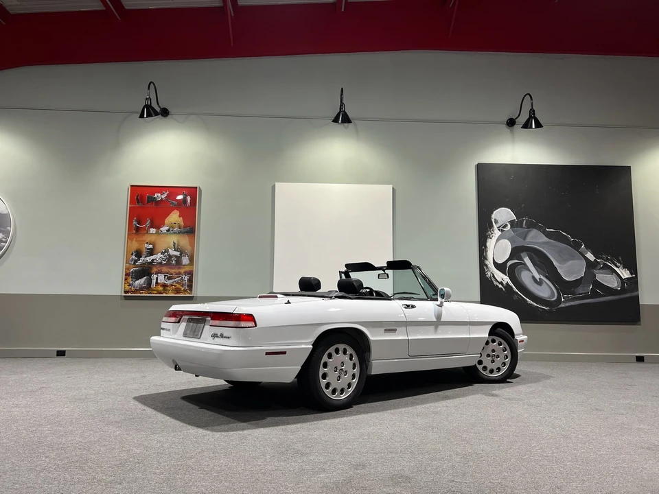1992 Alfa Romeo Series 4 - Image 25 of 31