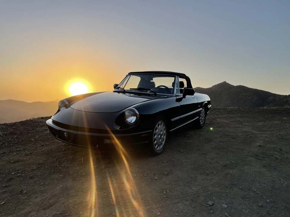 1992 Alfa Romeo Series 4 - Image 2 of 31