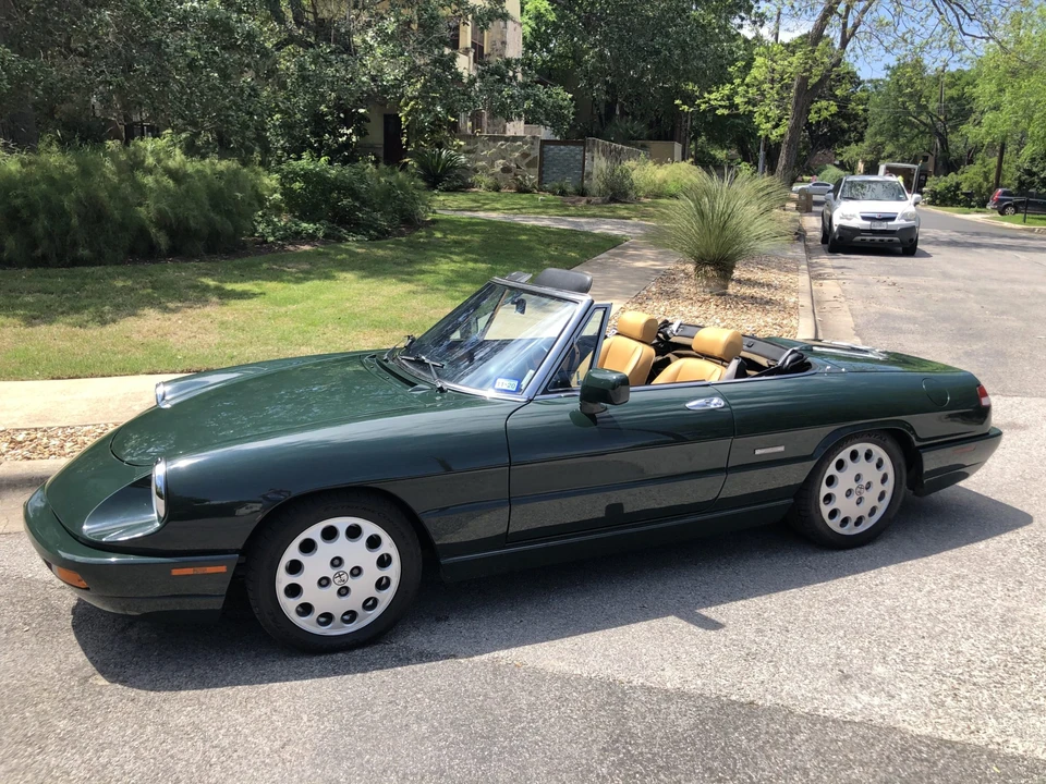 1992 Alfa Romeo Series 4 - Image 2 of 31