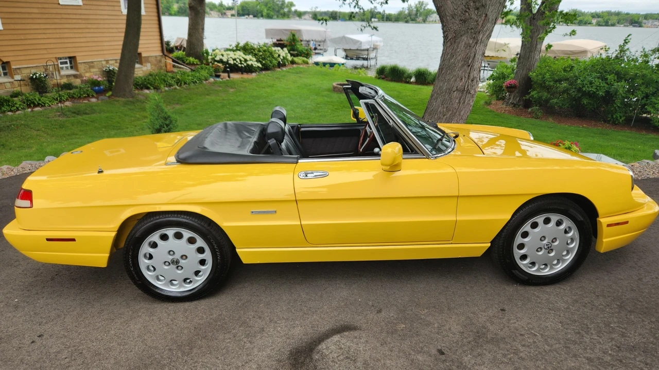 1992 Alfa Romeo Series 4 - Image 2 of 21