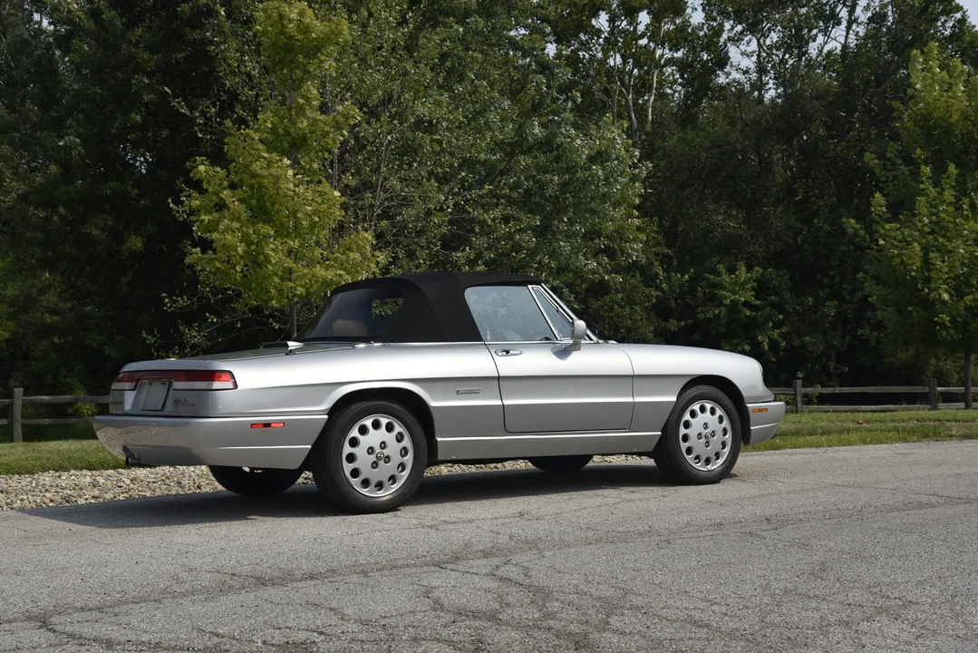 1992 Alfa Romeo Series 4 - Image 26 of 31