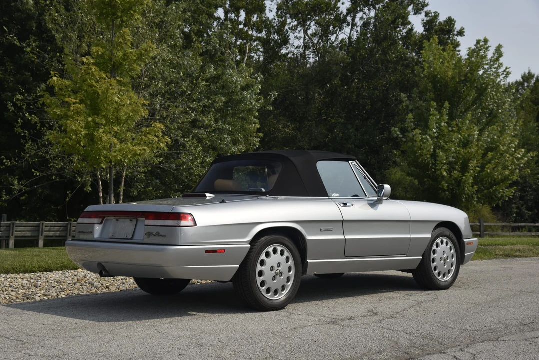 1992 Alfa Romeo Series 4 - Image 25 of 31
